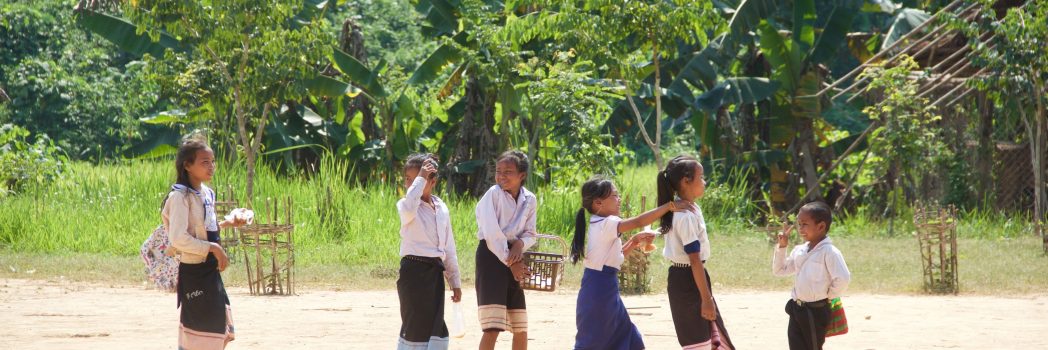 Enfants d'Asie au Laos